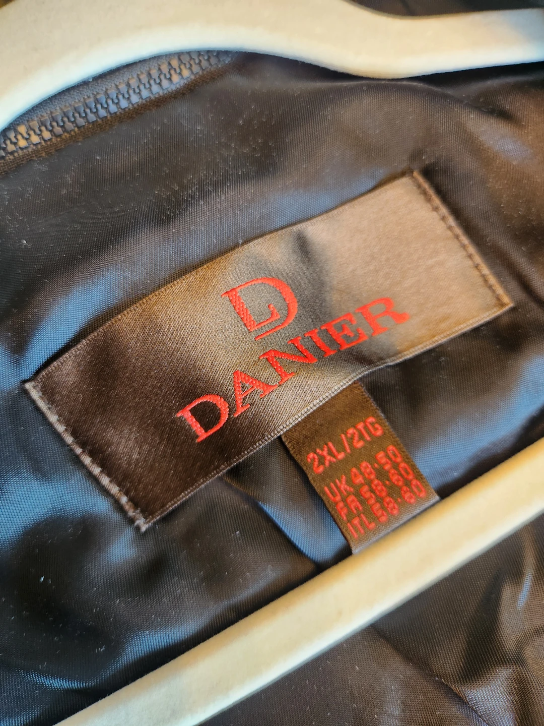 ​Danier Genuine Leather Jacket w/ Zip-Out Plaid Bib (Size 2XL) - photo 2