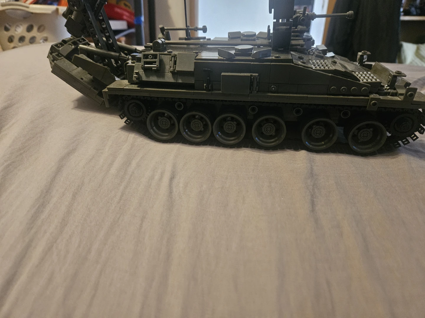 Off brand Lego self propelled artillery - photo 3