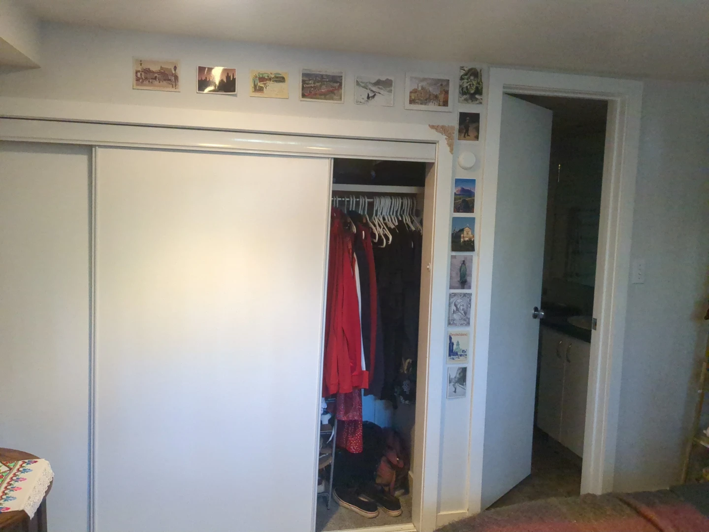 Room for rent in Banff Trail! - photo 3