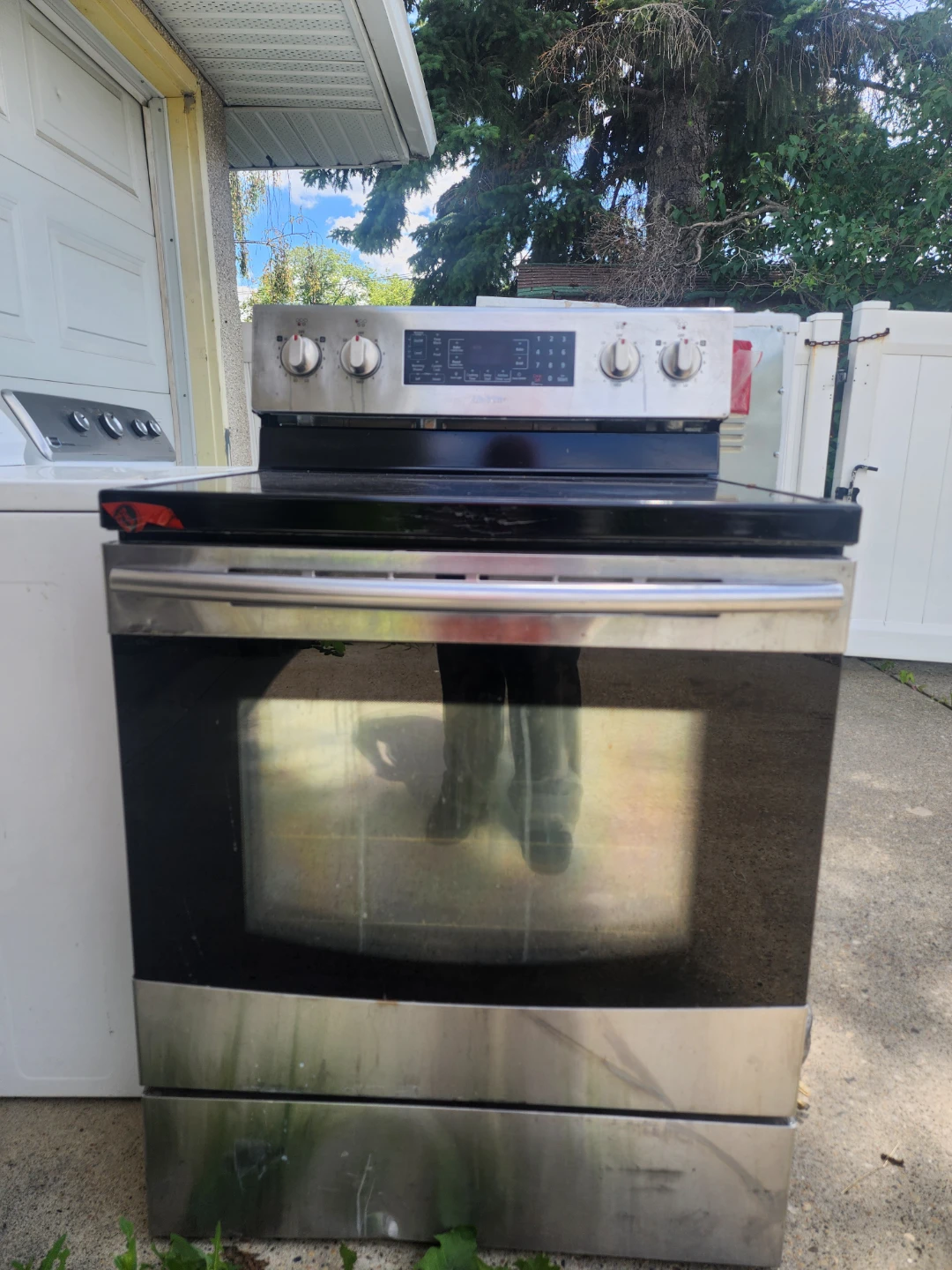 Kitchen and Laundry appliances