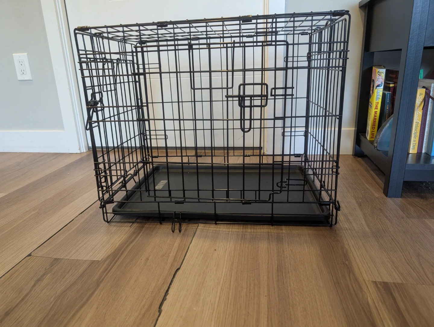Dog crate for small to medium dog