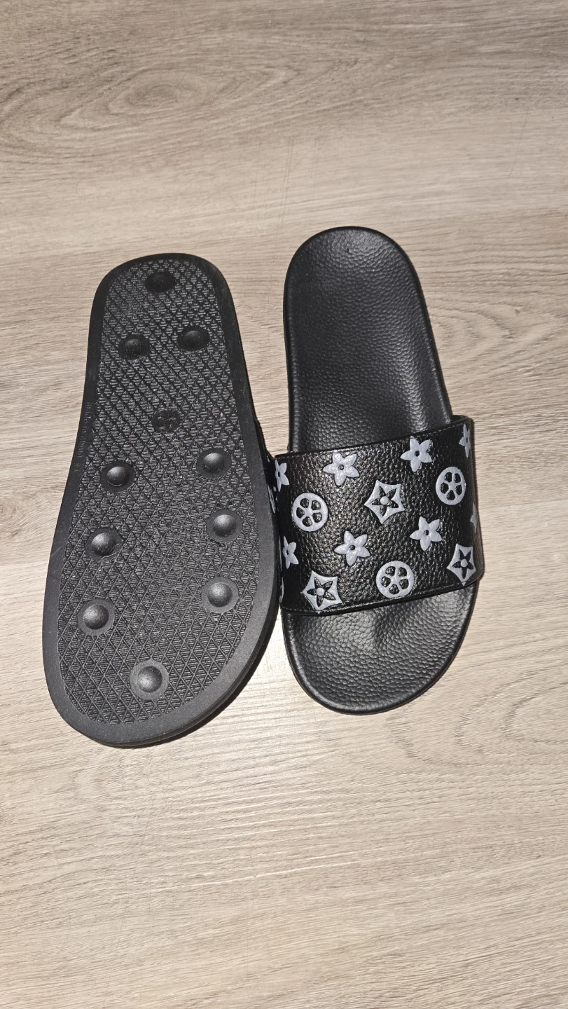 Black Slides with Pattern - photo 2
