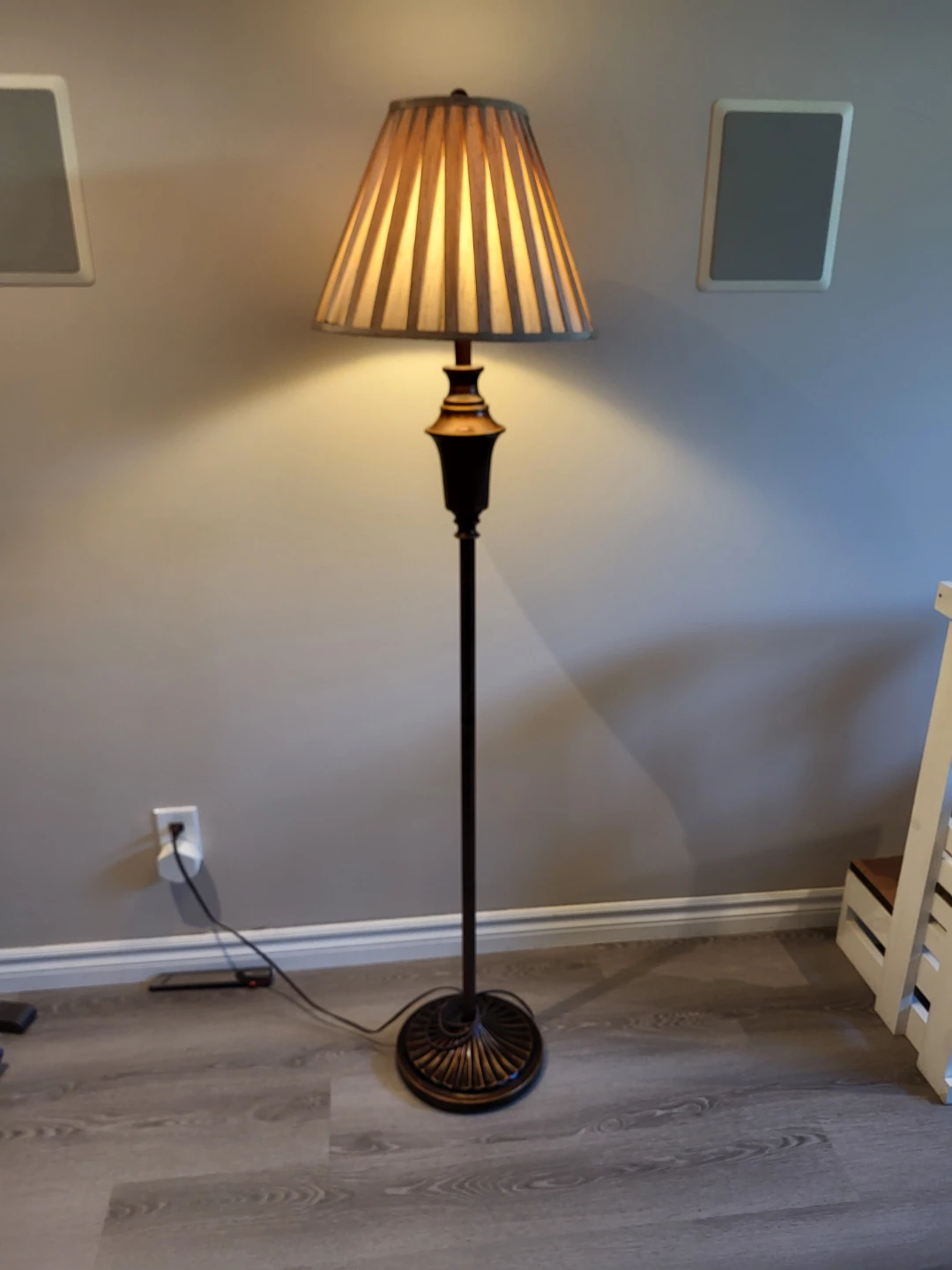 Floor Lamp with Pleated Shade - photo 4