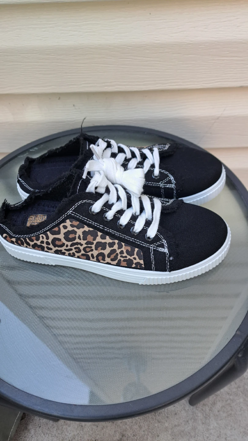 New Women's Size 8 Shoes