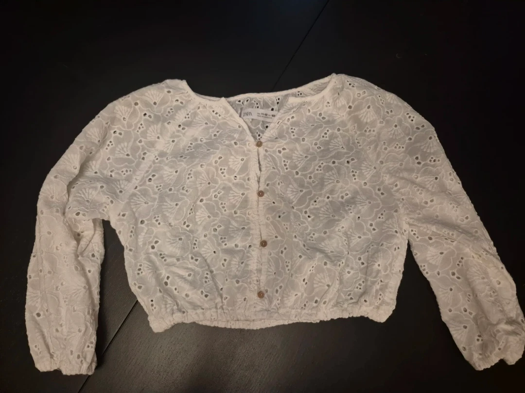 Zara kids White eyelet cropped blouse, 11-12 yrs