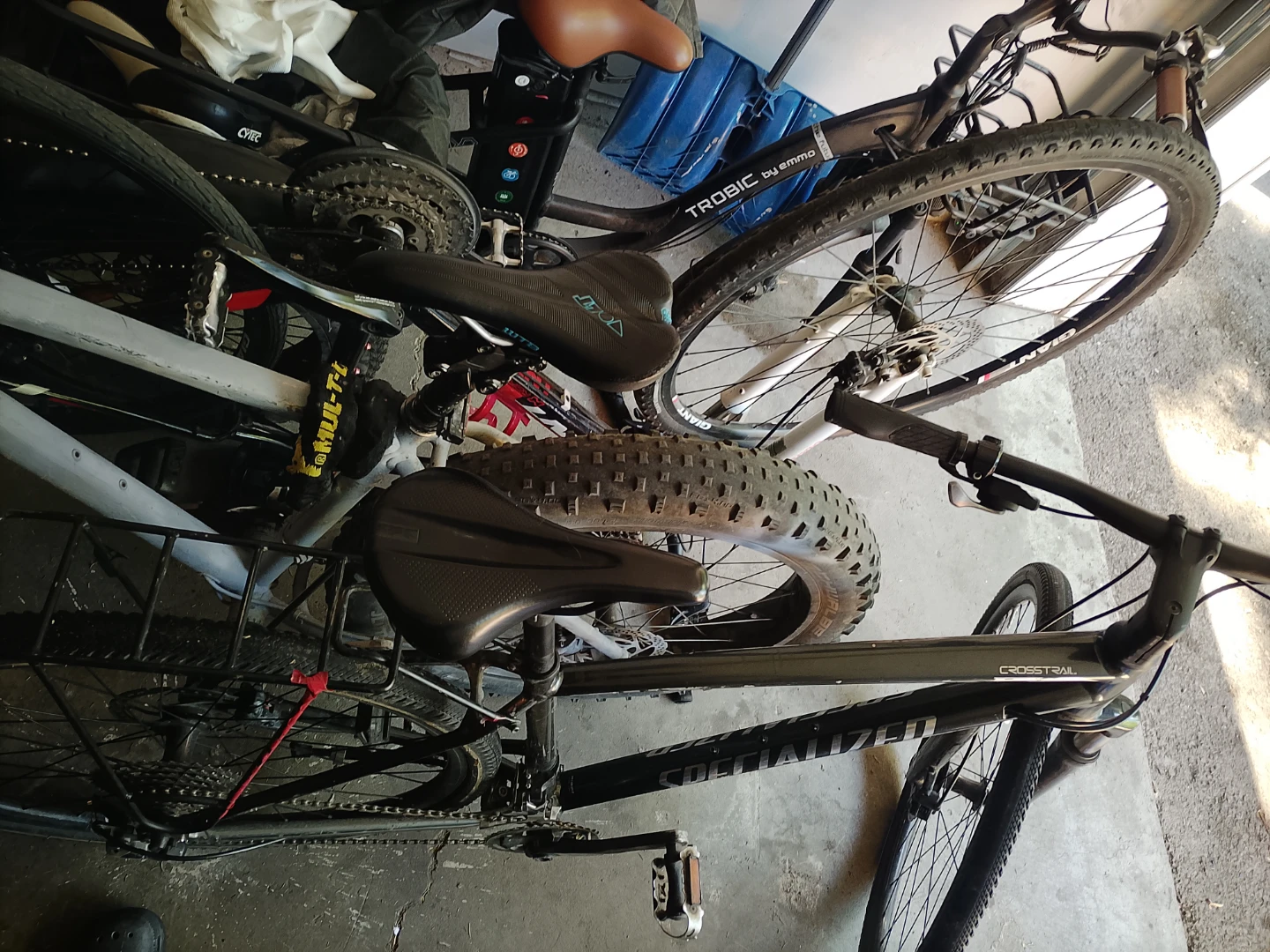 Specialized Crosstrail Mountain Bike - photo 2