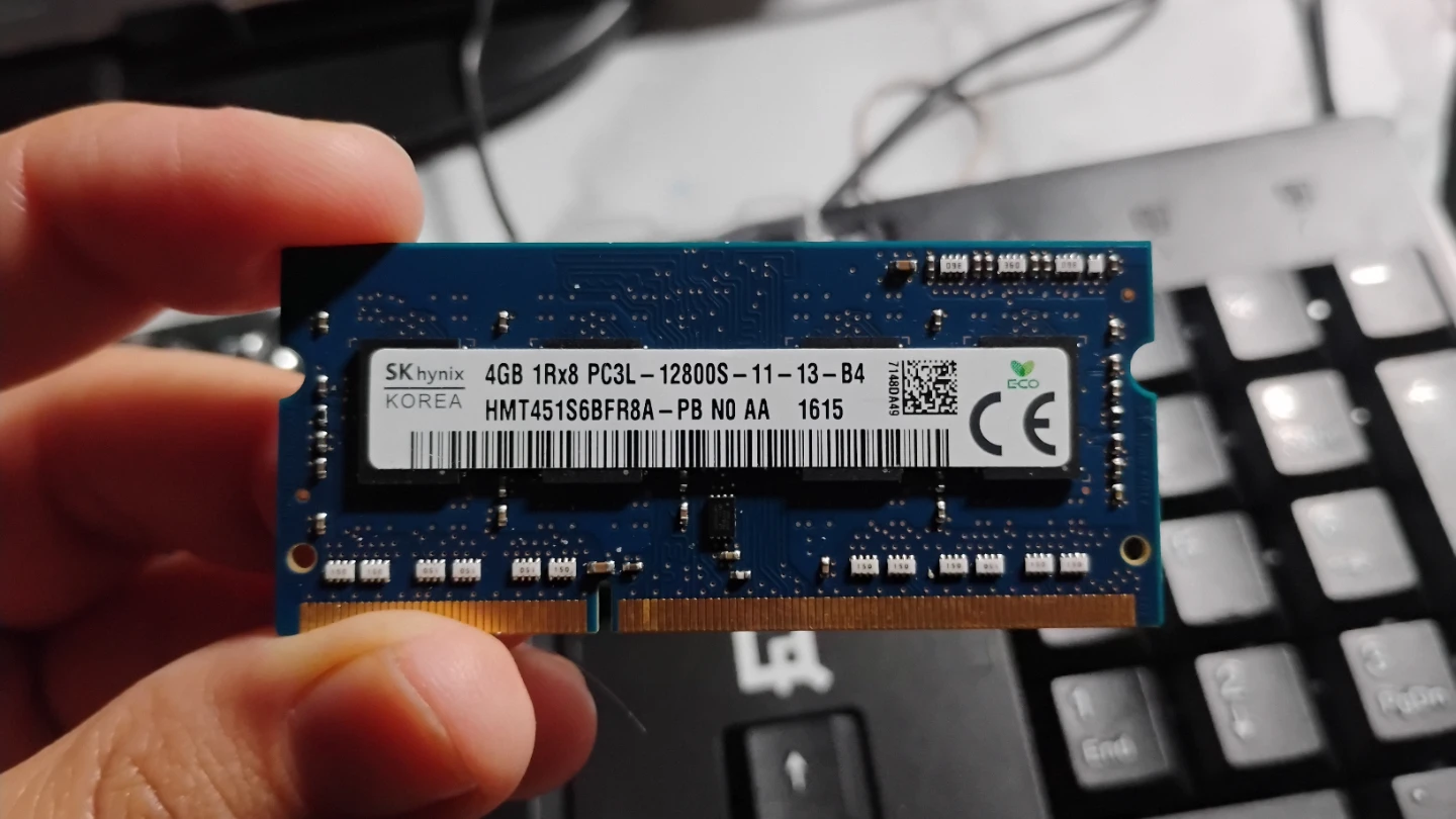 SK hynix 4GB DDR3L Laptop RAM - Genuine OEM