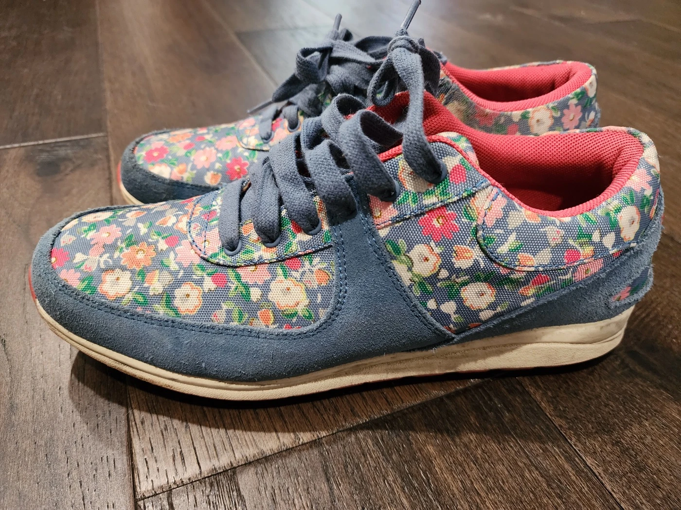 Rare Cath Kidston Floral Sneakers (women's 8 - 8.5)