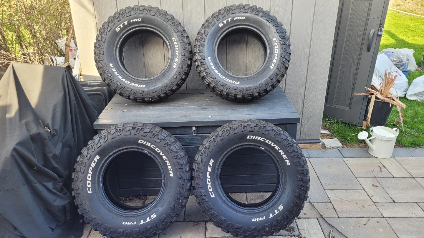 Cooper Discoverer STT PRO Tires LT265/75R16 (Set of 4) - photo 2