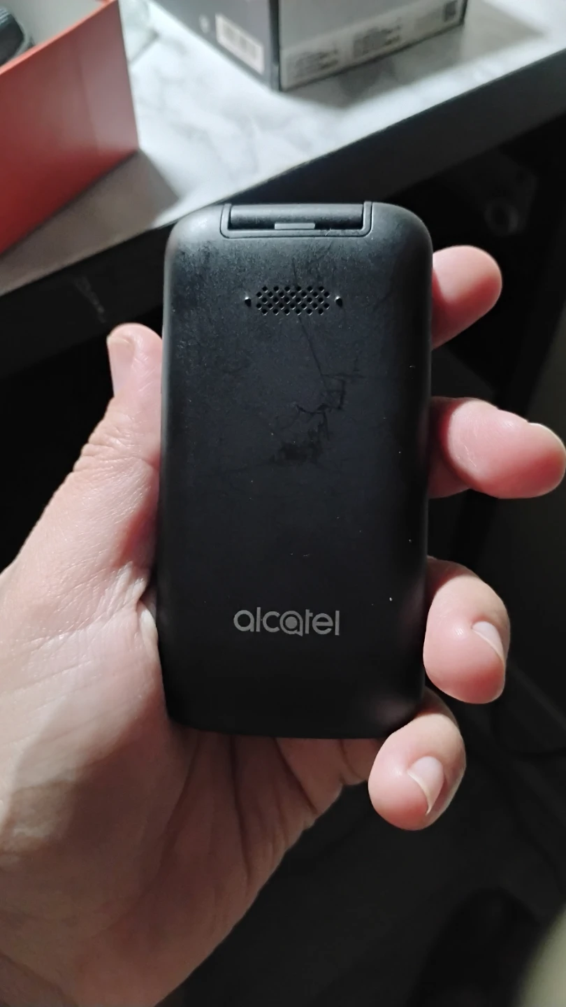 Unlocked Alcatel Go Flip 3 – Mint Condition (Like New!) - photo 3
