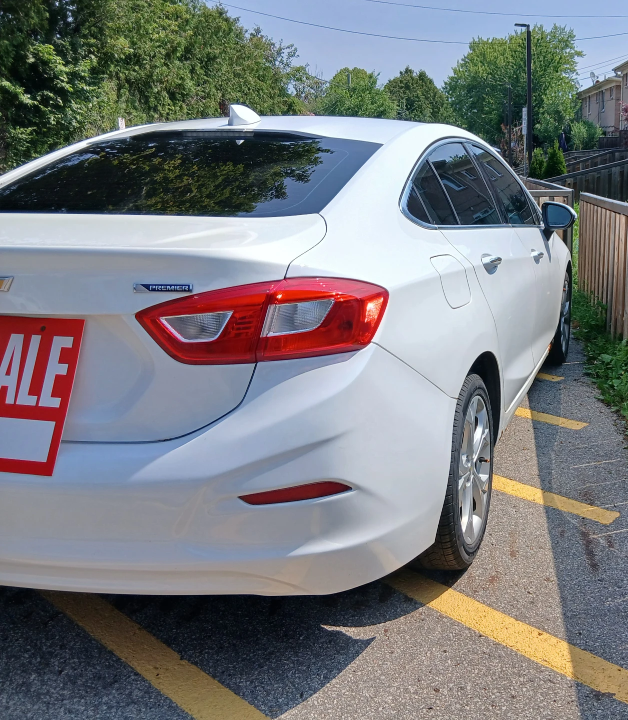 White Chevrolet Cruze Premier Sedan - photo 3