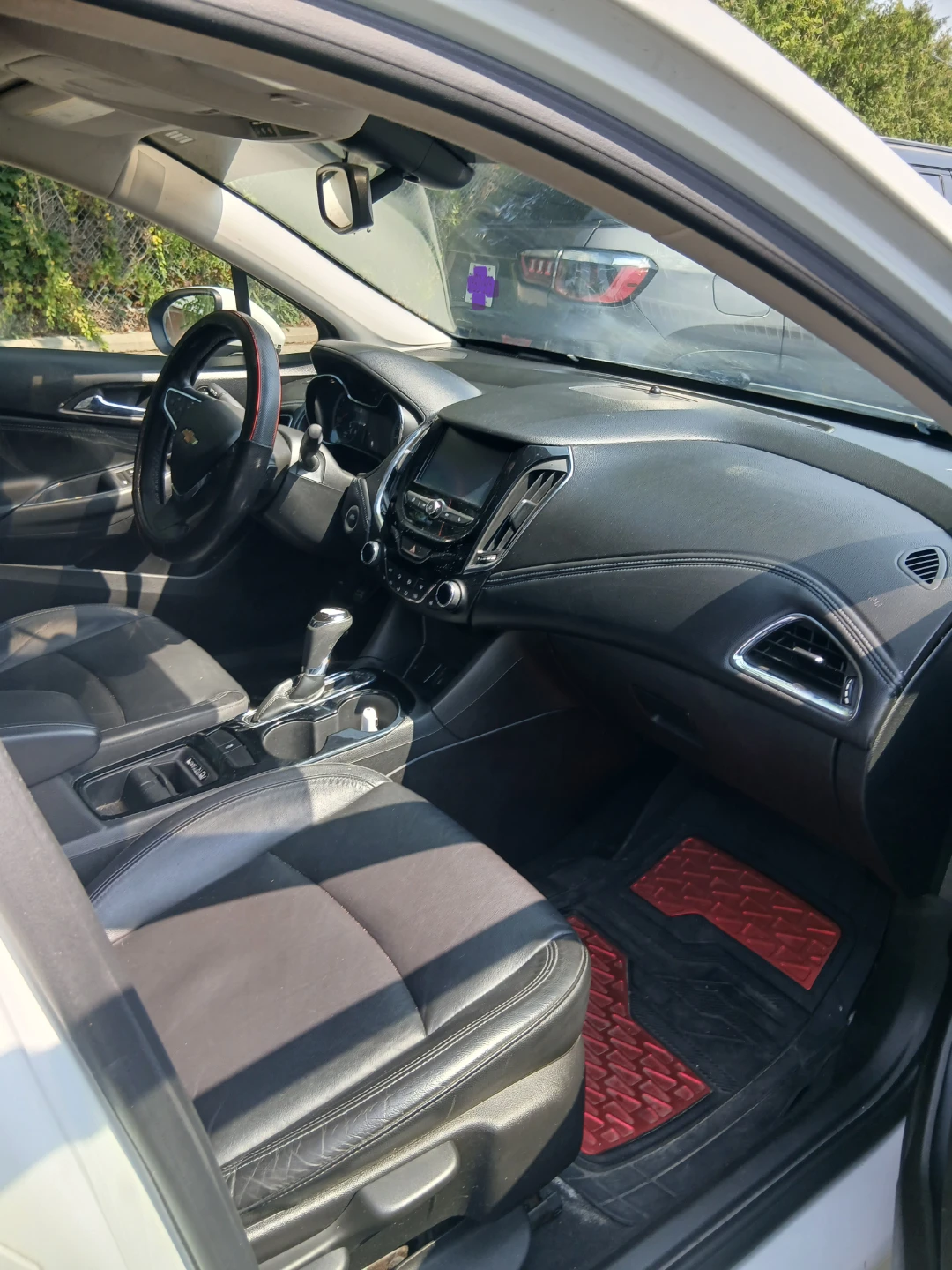 White Chevrolet Cruze Premier Sedan - photo 5