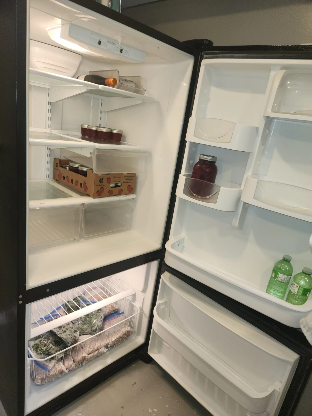 Maytag Refrigerator - photo 2