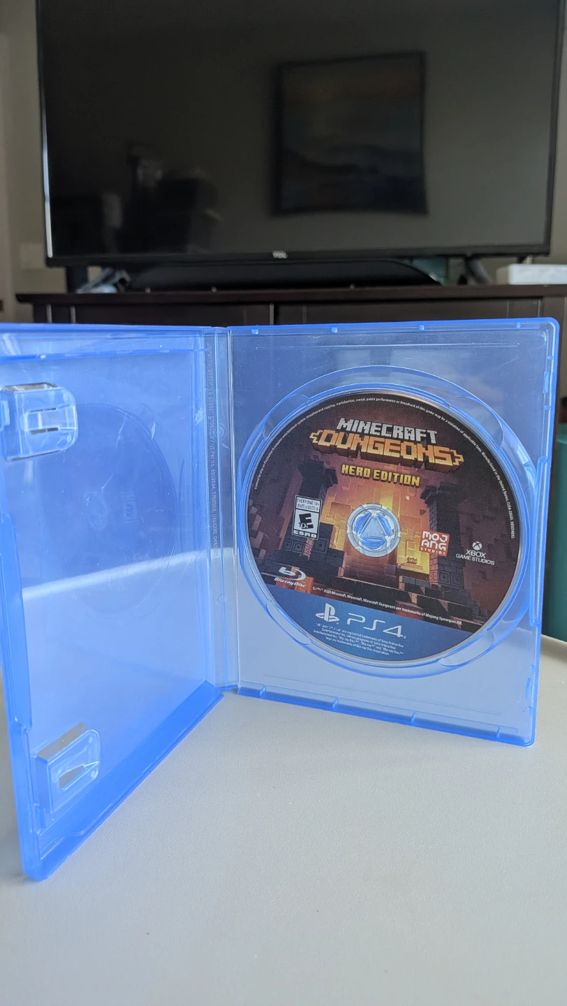 Minecraft Dungeons: Hero Edition (PS4) - photo 2