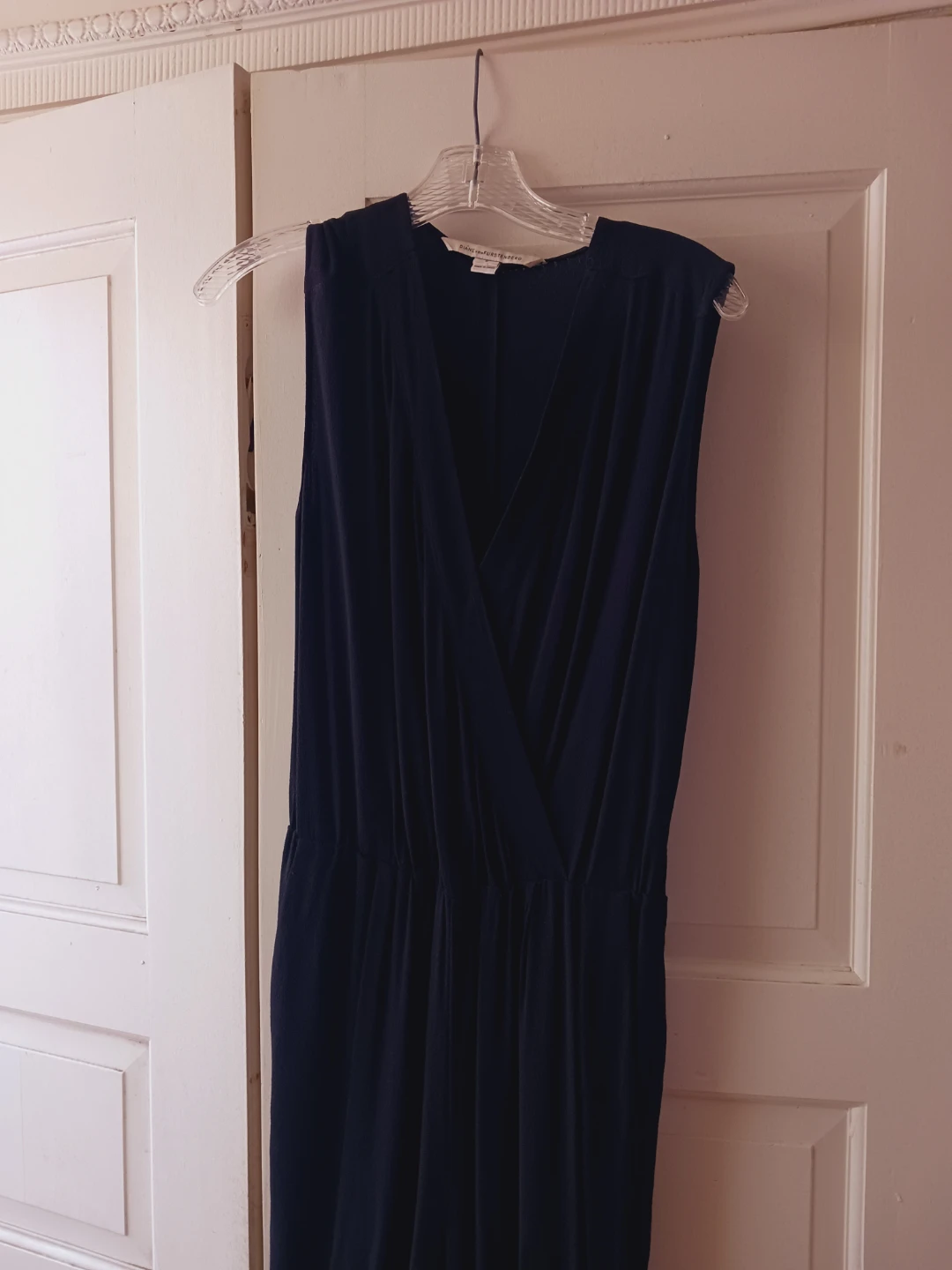DIANE VON FURSTENBERG Sleeveless Black Jumpsuit Size 0