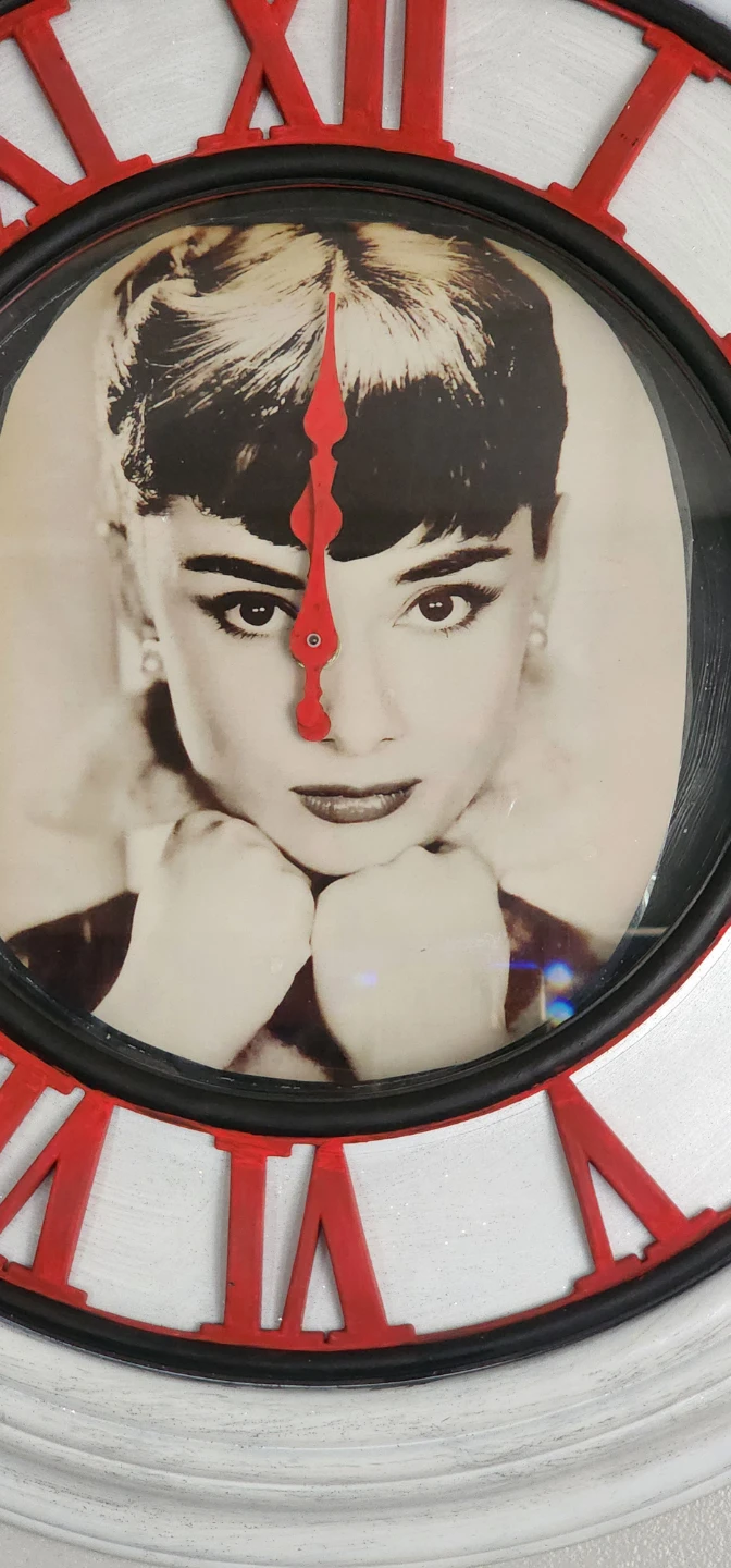Audrey Hepburn Roman Numeral Wall Clock - photo 2