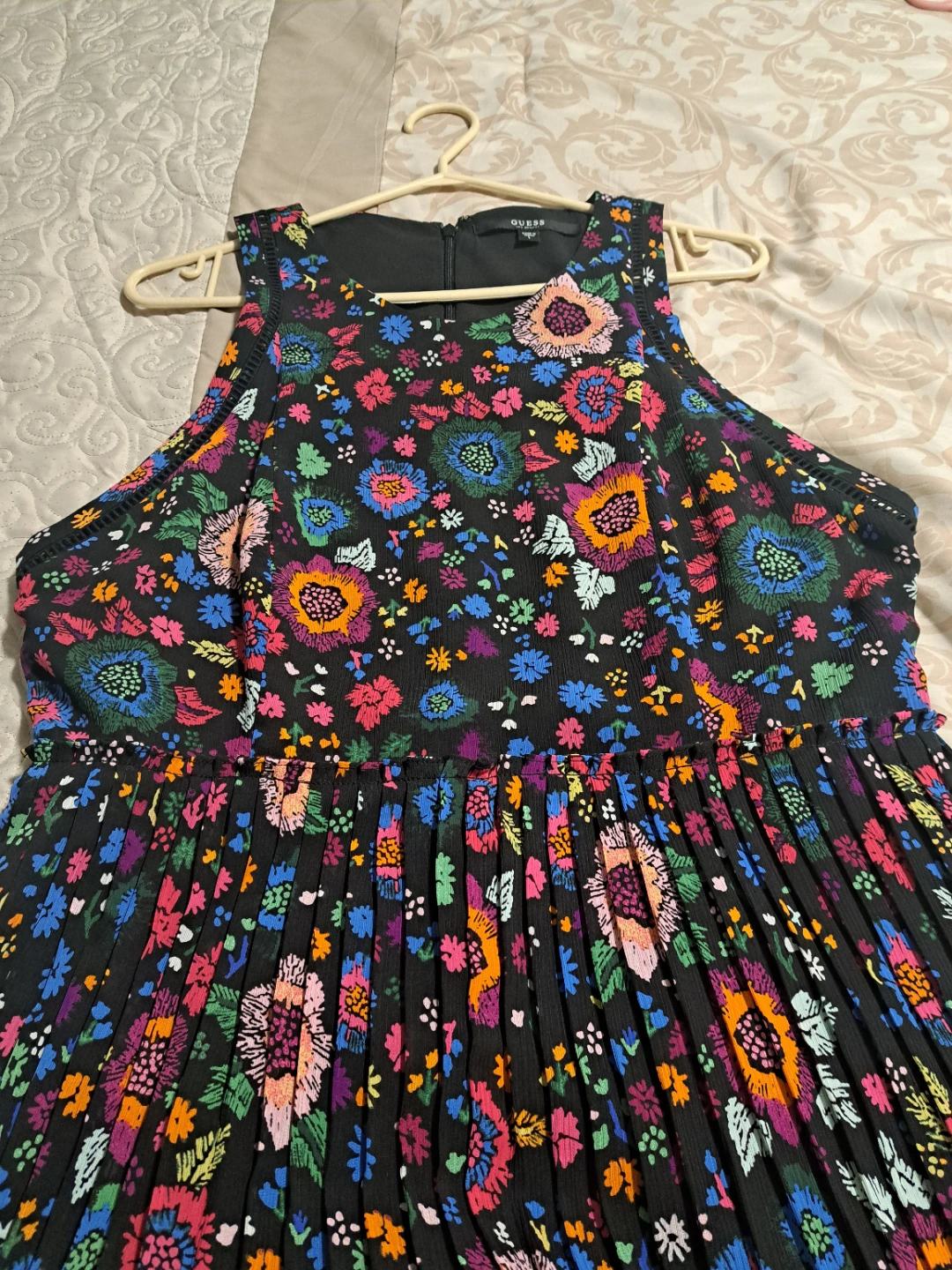 Guess Floral Pleated Dress Size L - photo 3