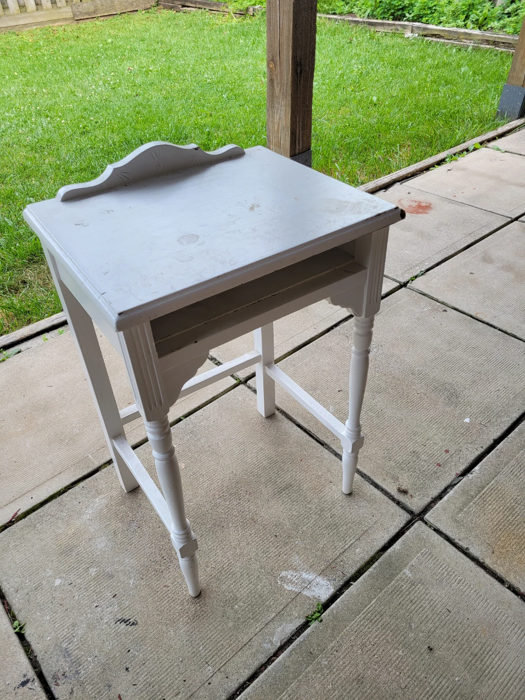 White Side Table - photo 2