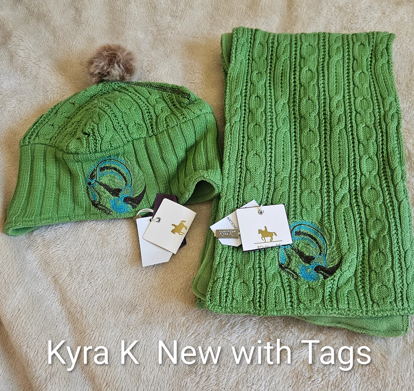 NEW! Kyra K Knit Hat and Scarf Set