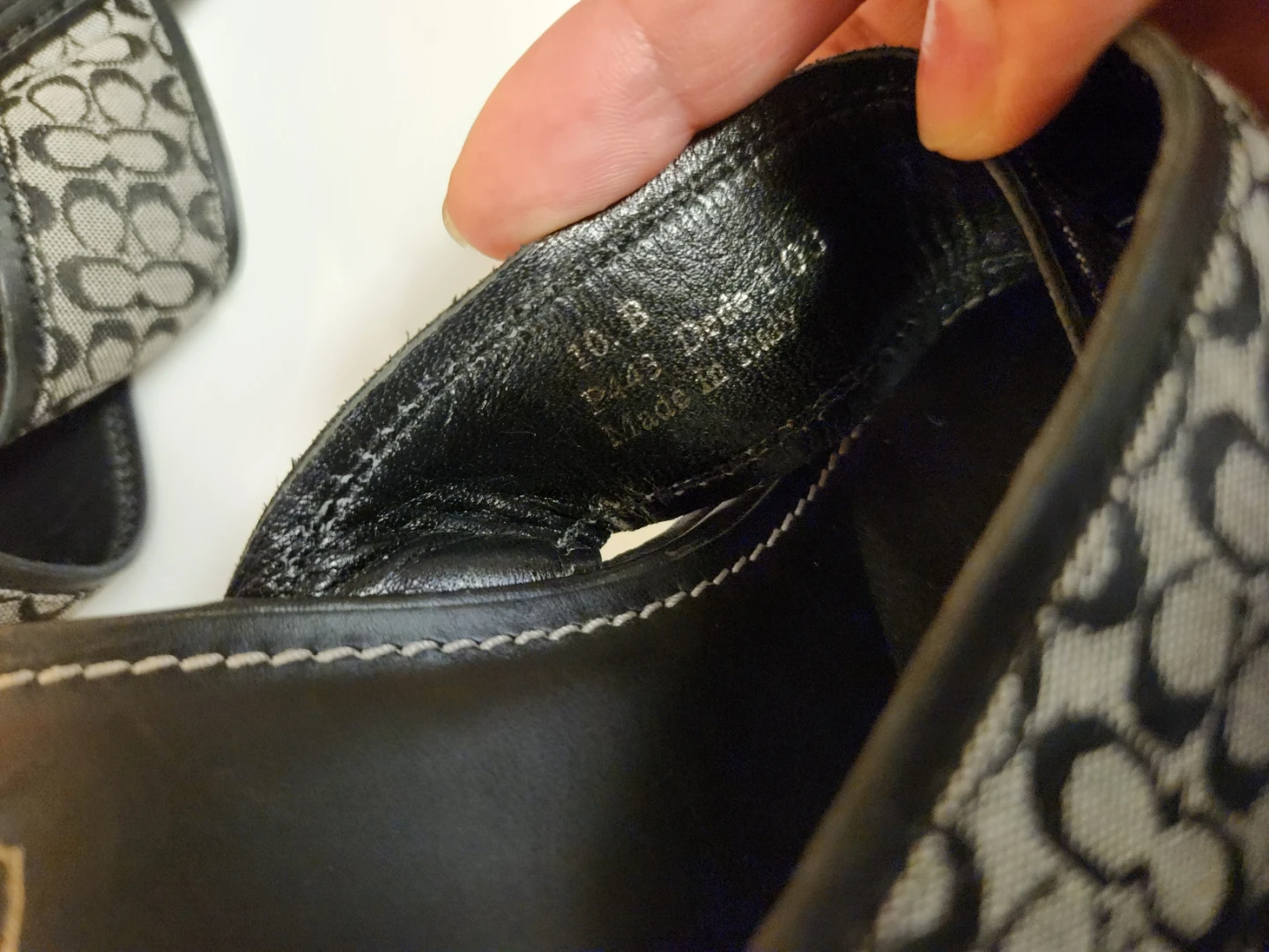 Coach  Heels Size 10B - photo 4