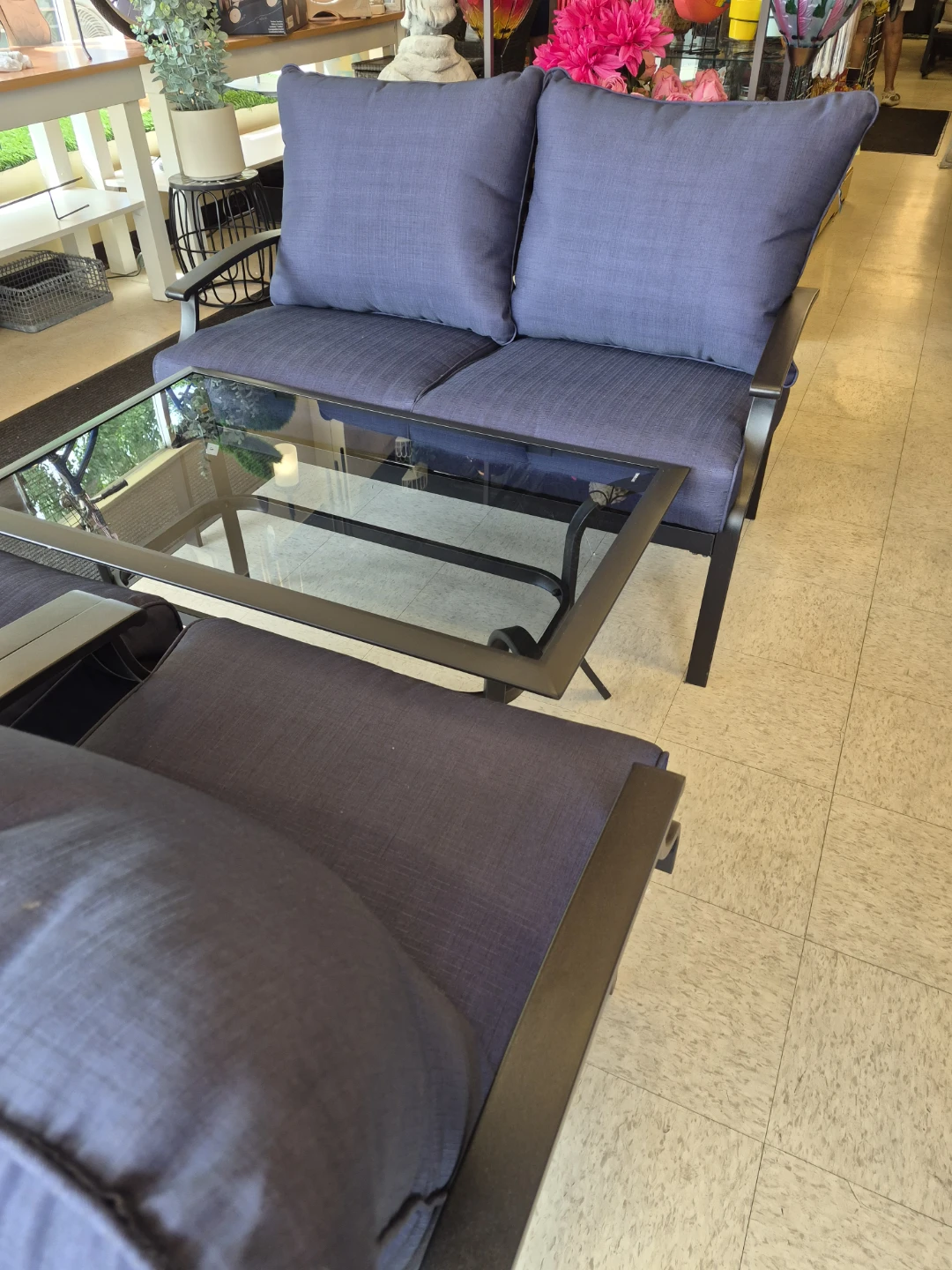 New 4 piece Outdoor Patio Set with Glass Top Coffee Table - photo 4