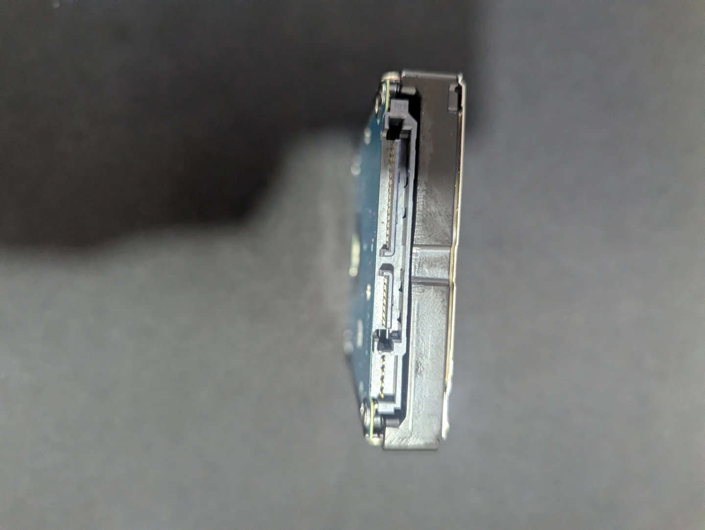 Seagate Barracuda 4TB Hard Drive (BROKEN /// FOR PARTS ONLY!!!) - photo 3