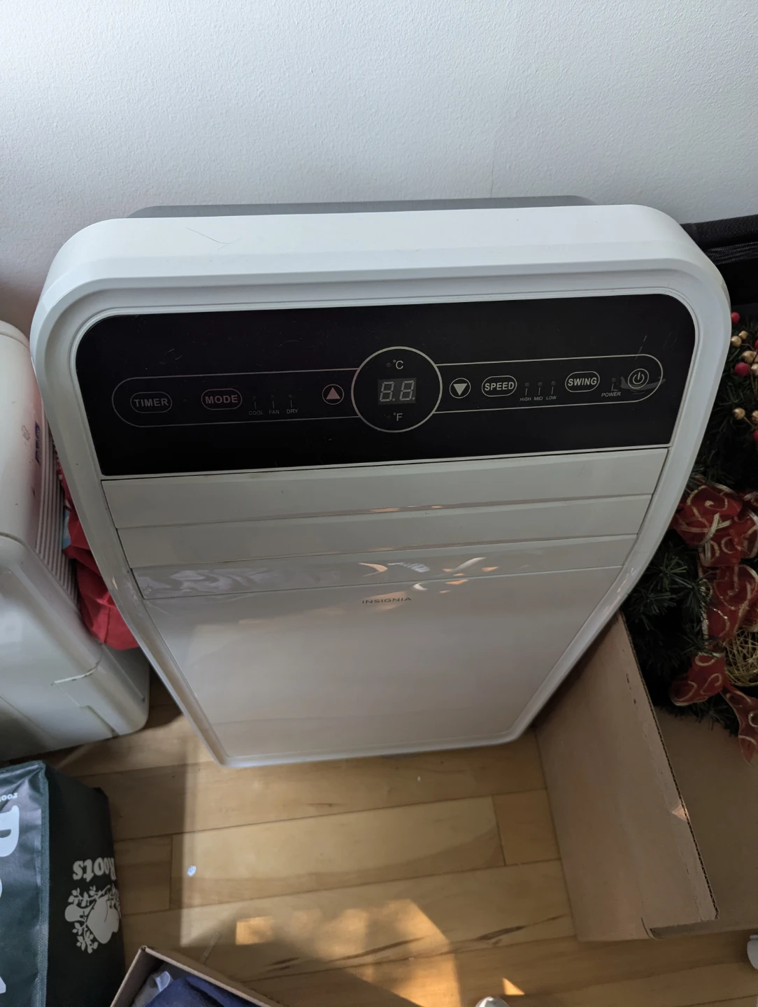 Insignia Portable Air Conditioner (A/C) 12000 BTU - photo 2