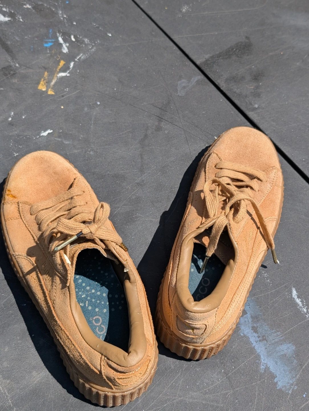 Puma Suede  walking  Shoes - Tan. Womens