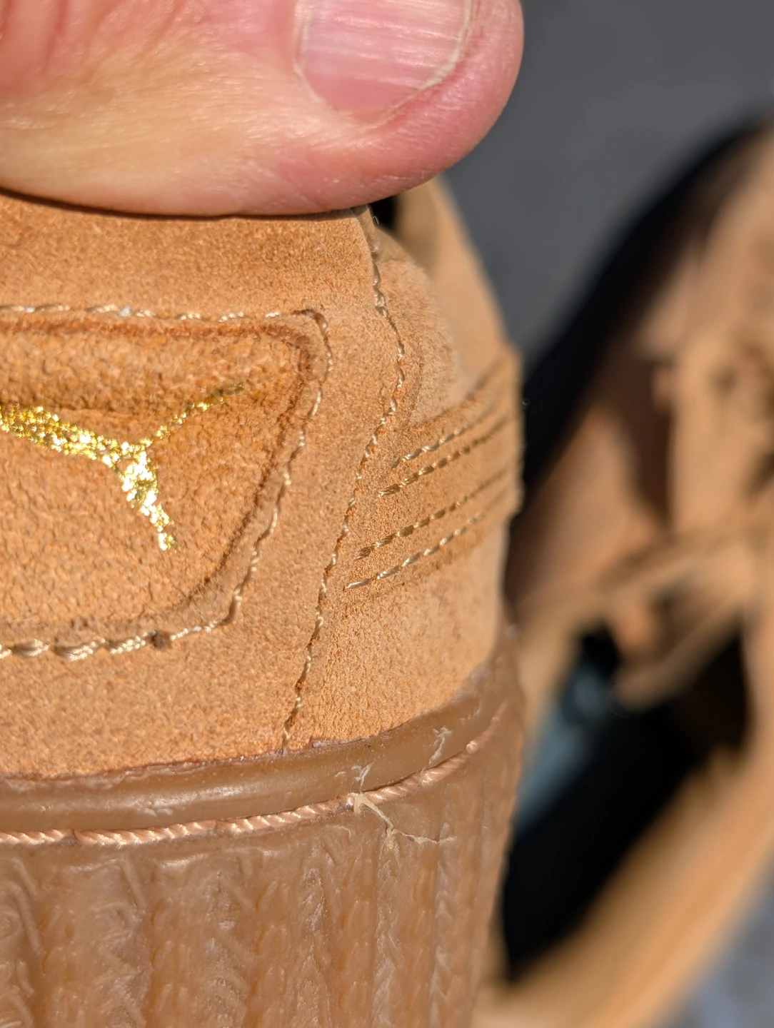 Puma Suede  walking  Shoes - Tan. Womens - photo 3