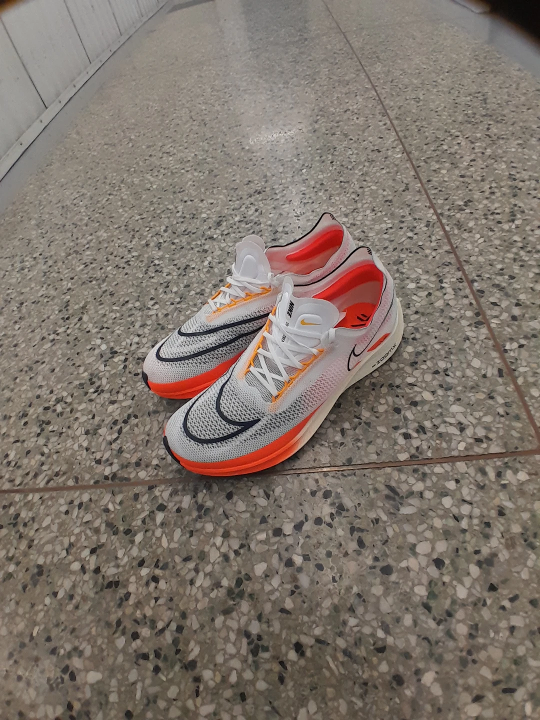Nike ZoomX Running Shoes Men's Size 10