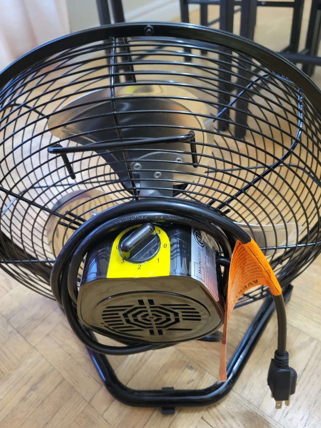 Mainstays 12" High Velocity Metal Floor Fan - photo 2