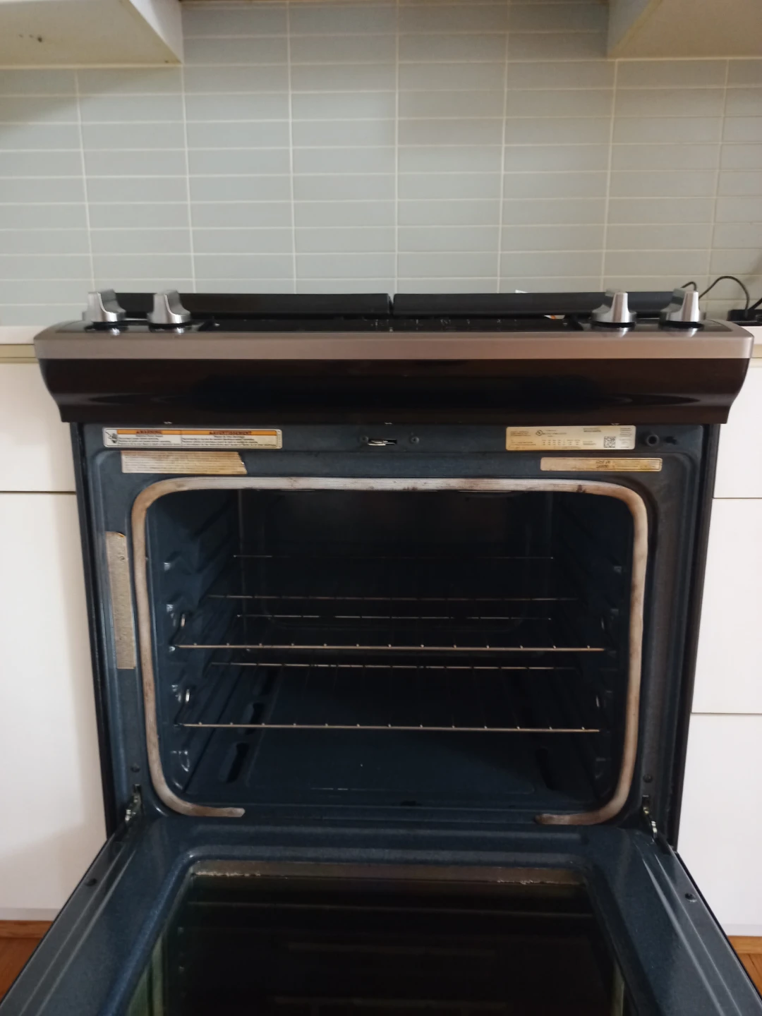 $100 LIKE NEW USED Whirlpool Gas Stove AVAILABLE Pick up TODAY - photo 3