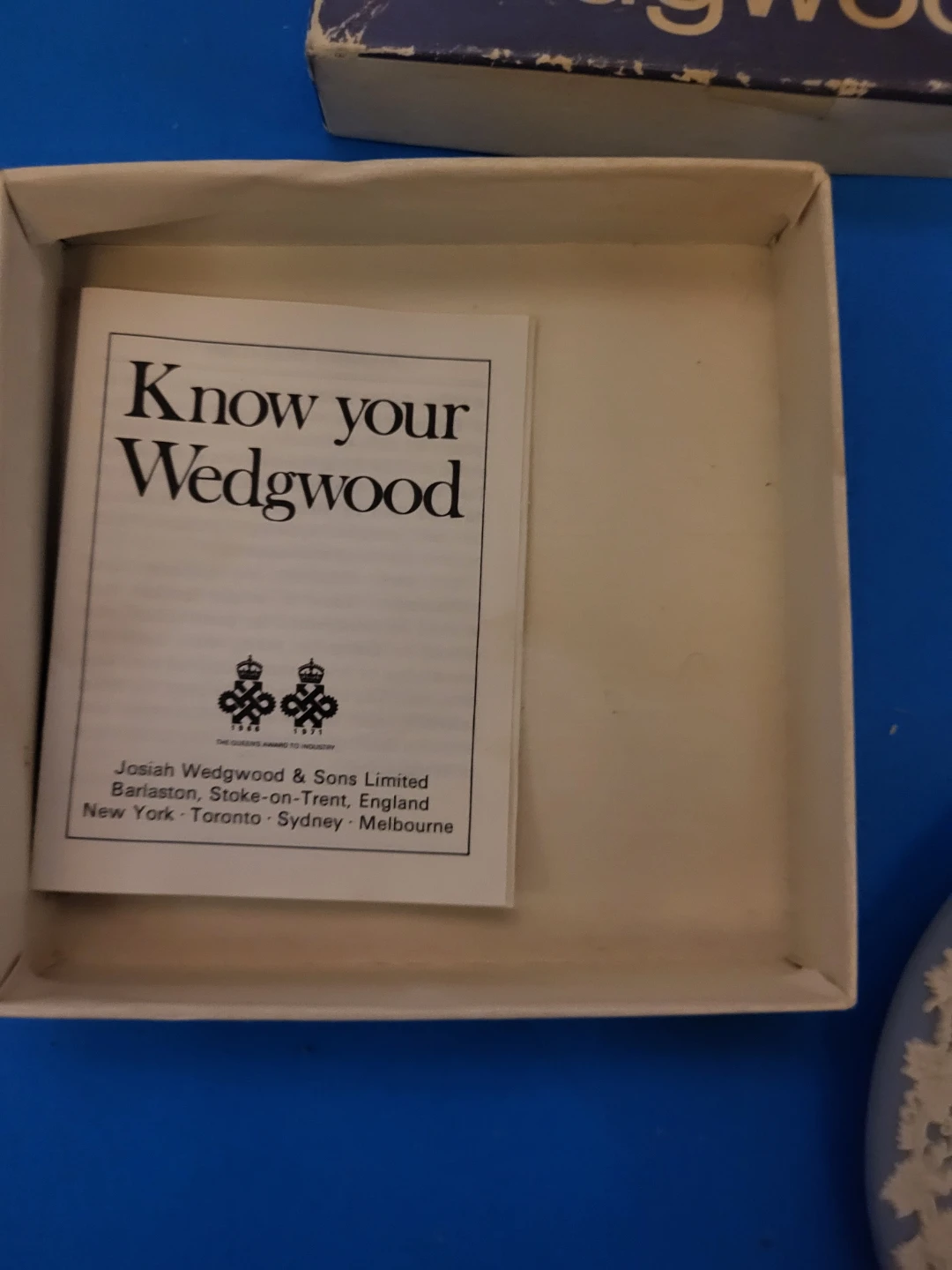 Wedgwood Jasperware Blue Ashtray and Dish - photo 5