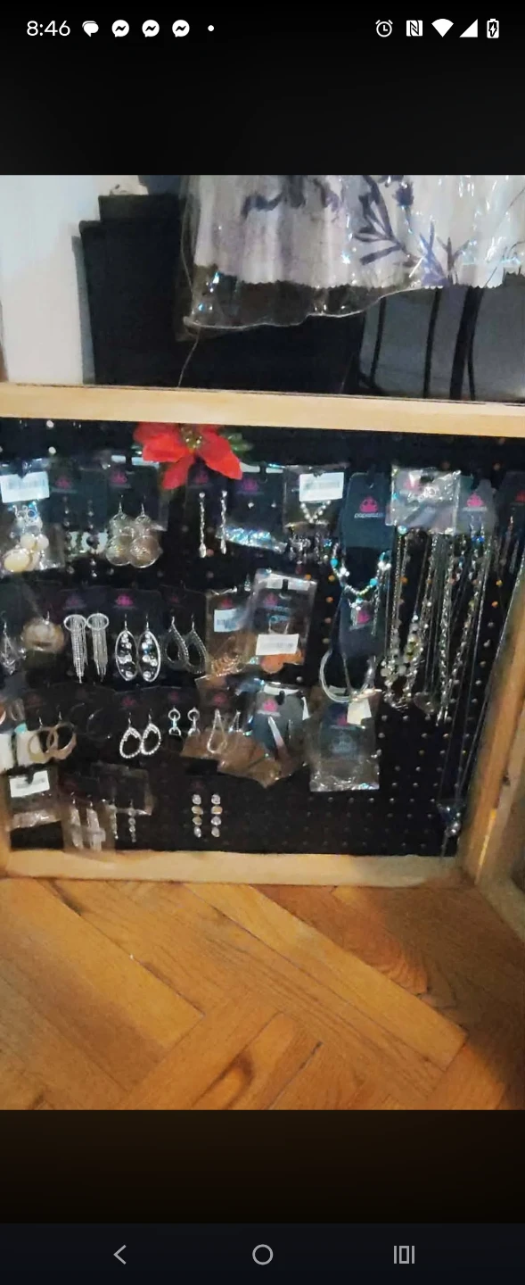 Bundle Peg Board Case with Jewelry - photo 2