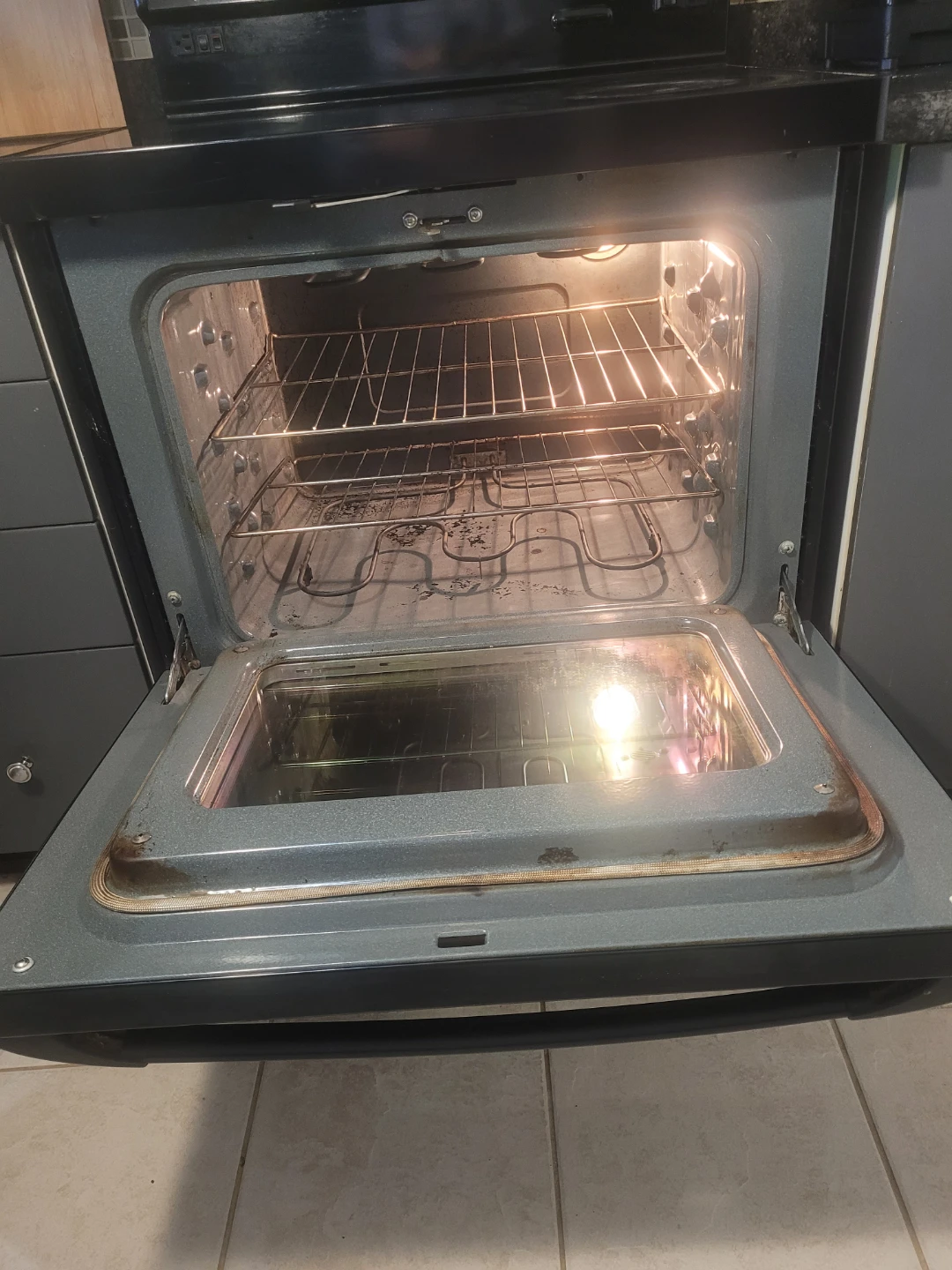 Electric Stove - photo 3