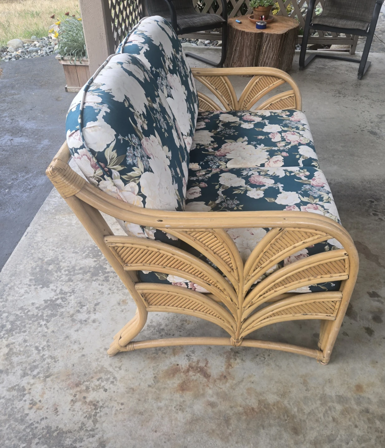 Rattan Loveseat with Floral Cushions - photo 3