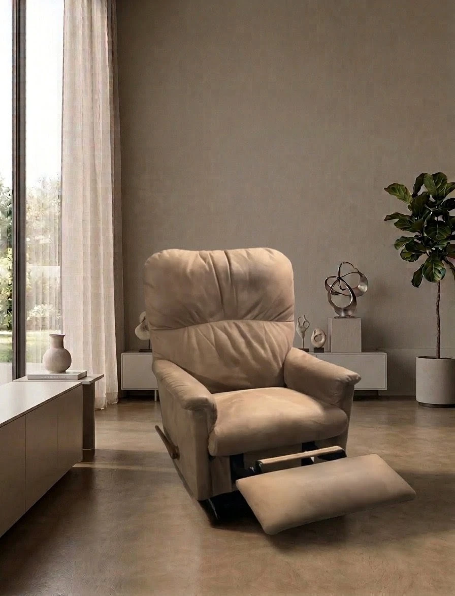 Comfortable Beige Recliner Chair - photo 2