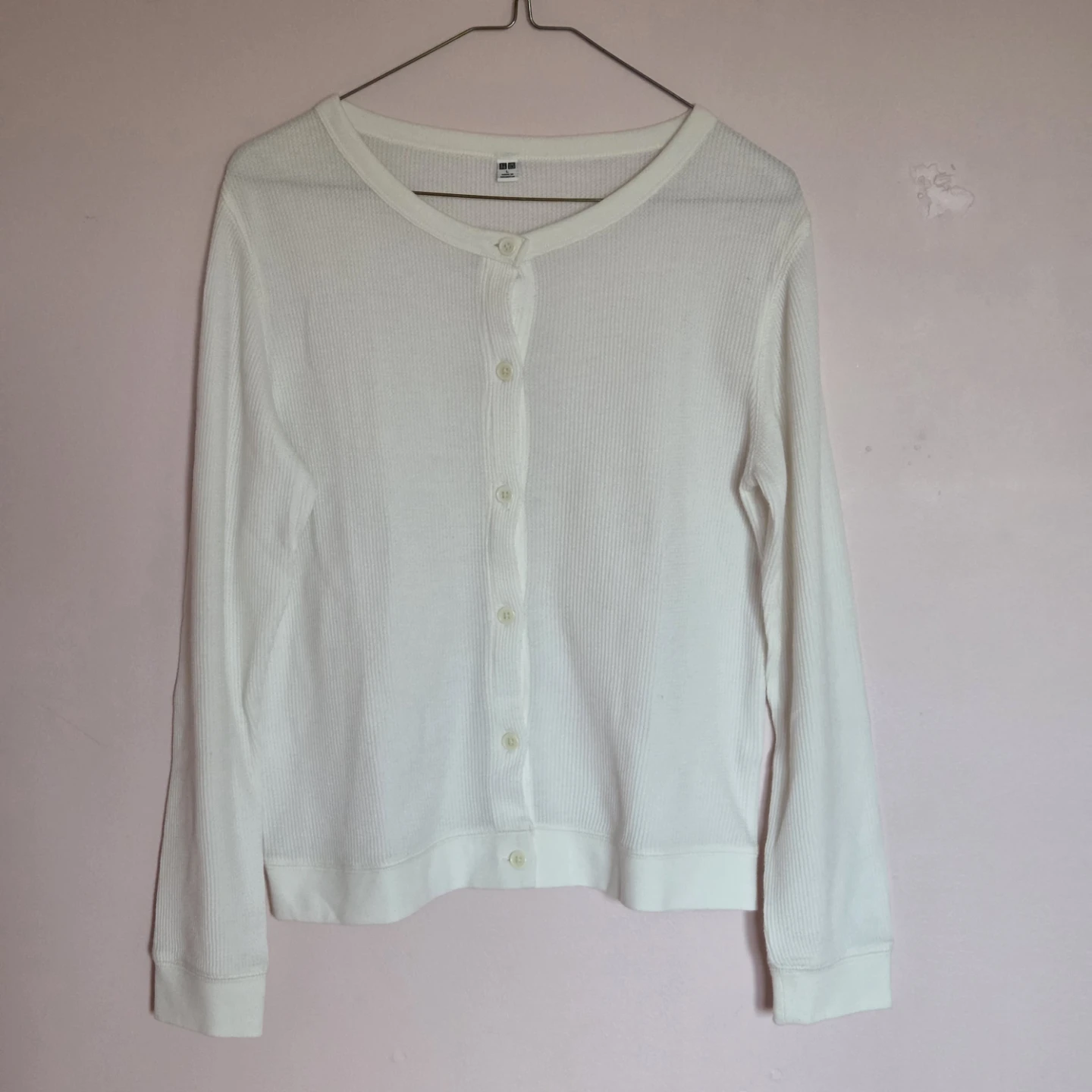 Uniqlo White Waffle Crew Neck Cardigan - photo 2