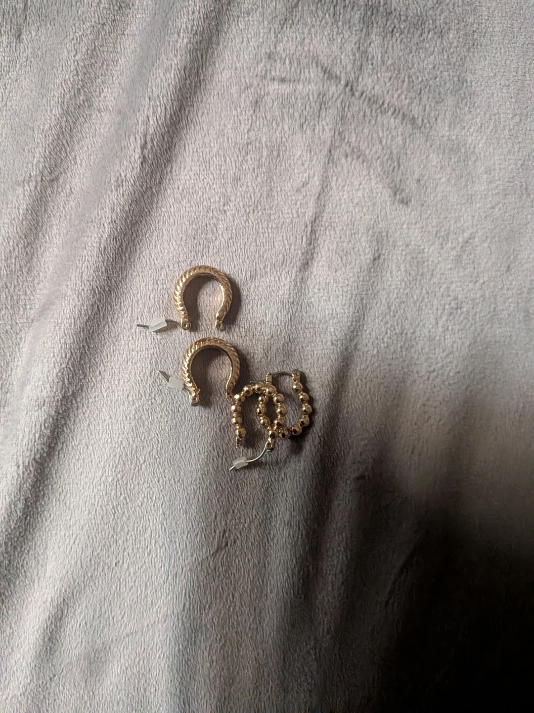 Gold Hoop Earrings Set