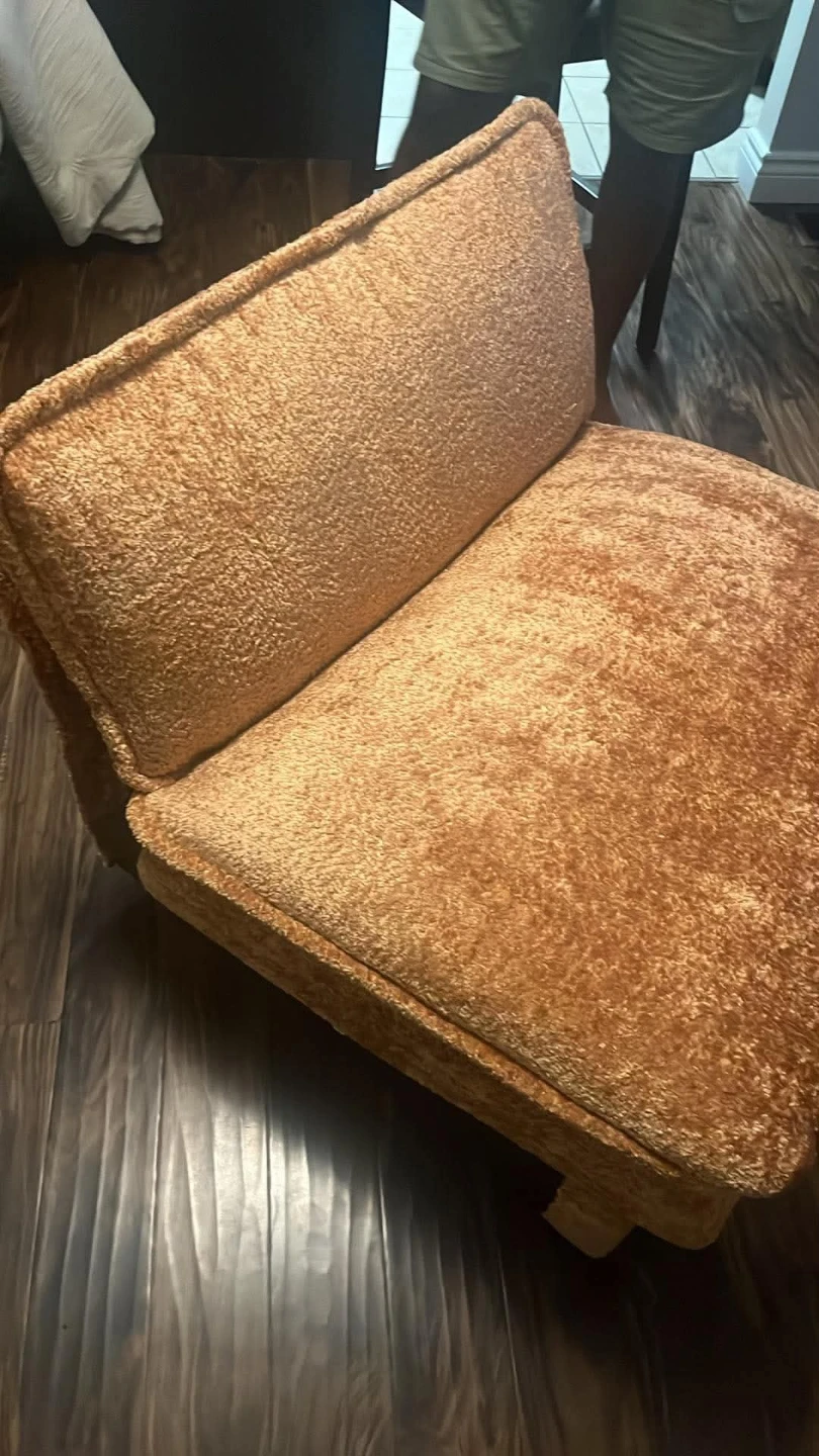 Sofa middle seat (single wide seat)