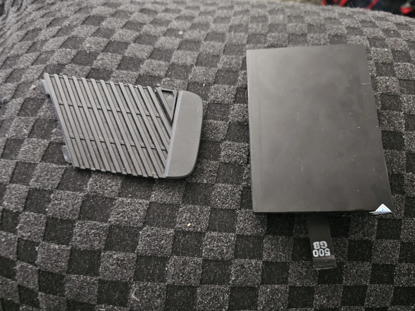 Xbox 360 Slim 500 GB Hard Drive and controller - photo 3