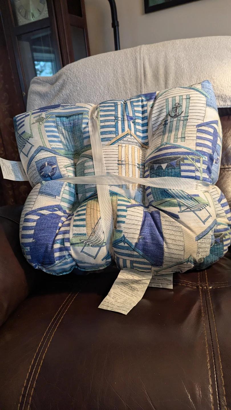 Codson Park Outdoor Cushions - Beach Hut Design - photo 2