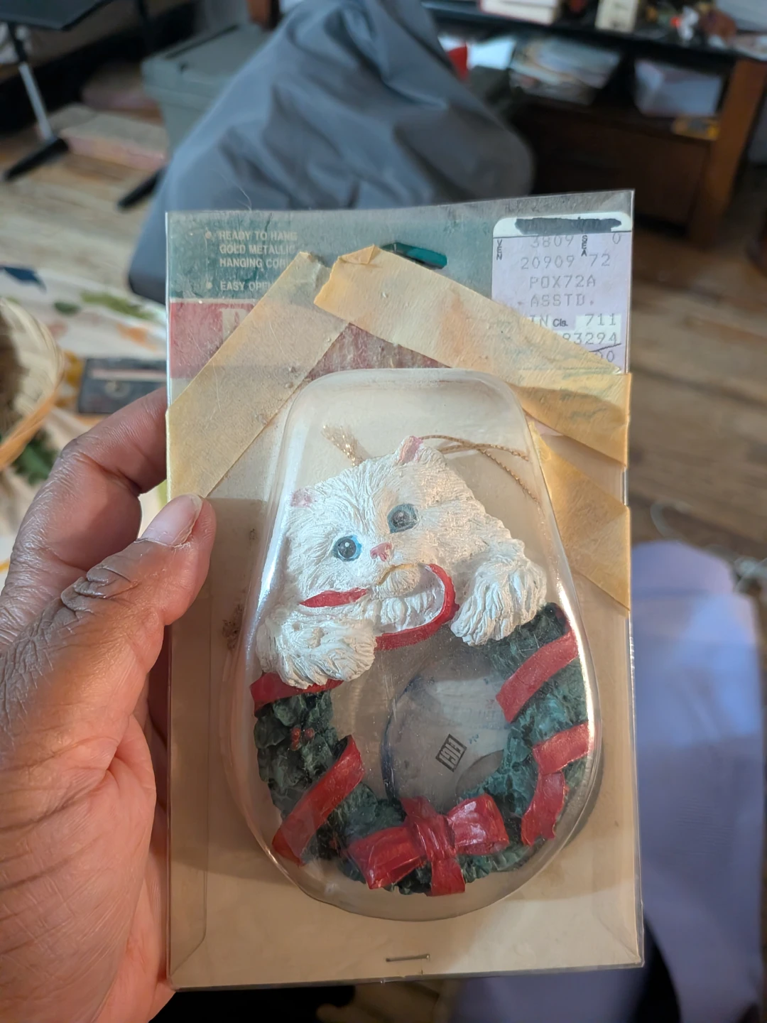 Figi Graphics 1991 White Cat Ornament