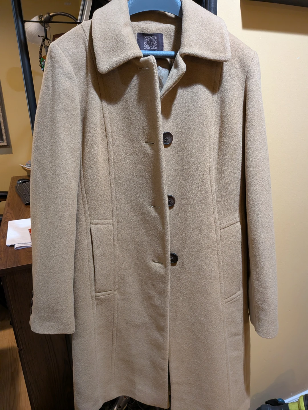 Beige Anne Klein wool coat for woman 2000s