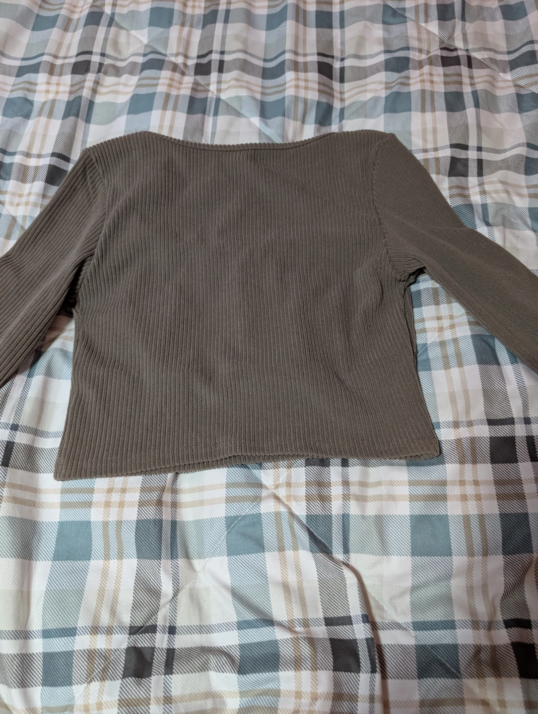 Blush Mark Brown Ribbed Ruched Bust Long Sleeve Crop Top - photo 2