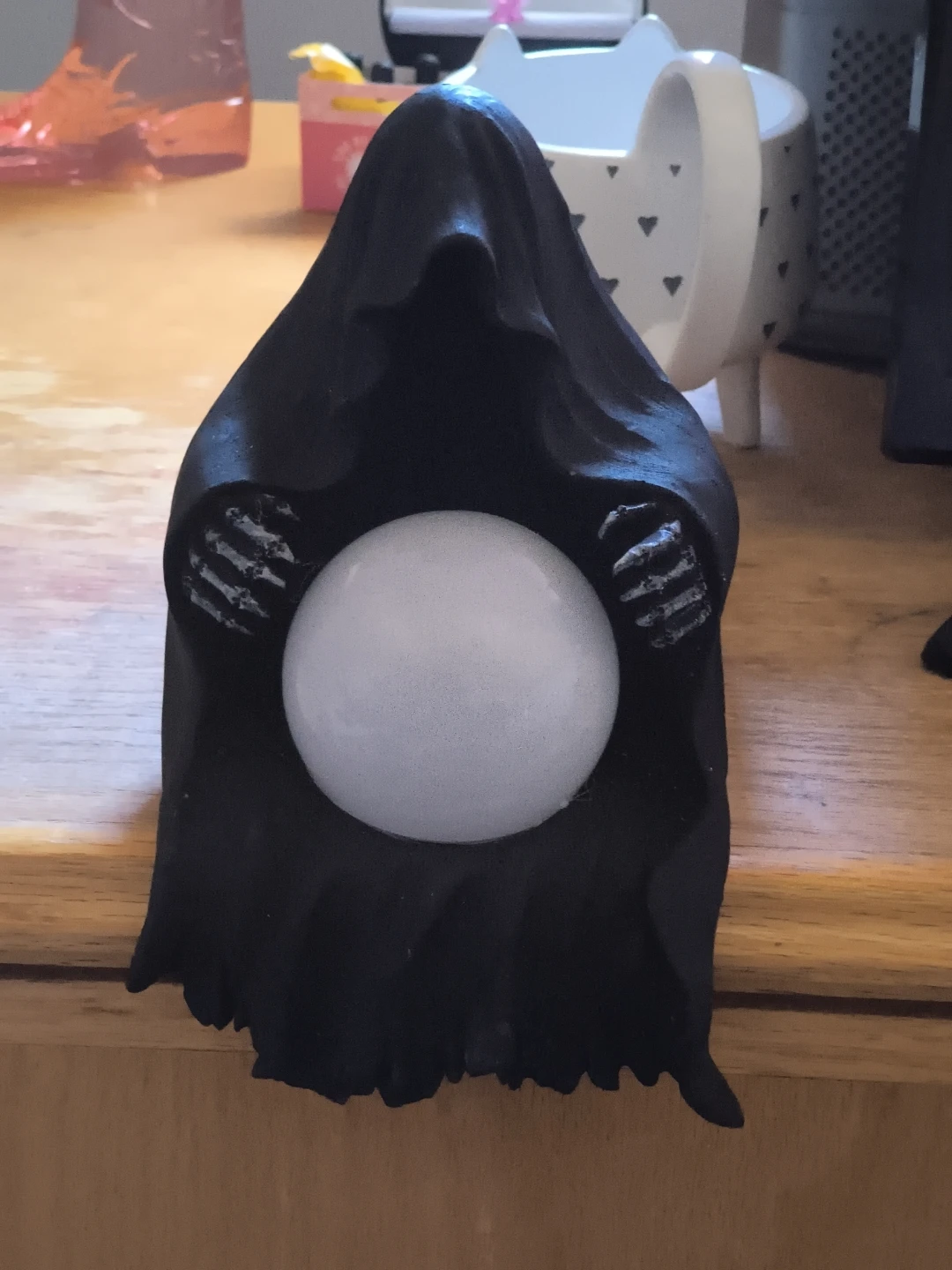 HALLOWEEN Grim Reaper Orb Holder Figurine - photo 2