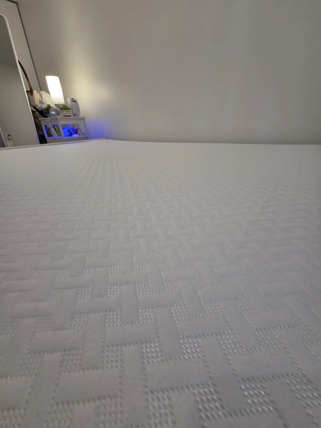 White Metal Bed Frame with Mattress - photo 4