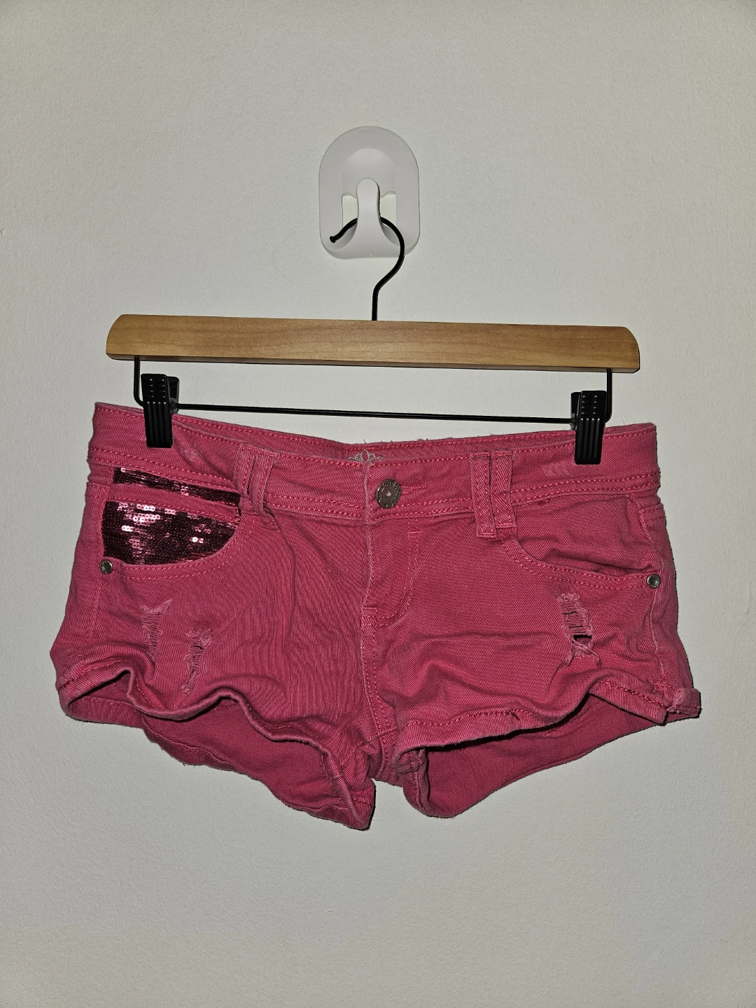 Almost Famous Pink Sequin Pocket Denim Shorts Size 7