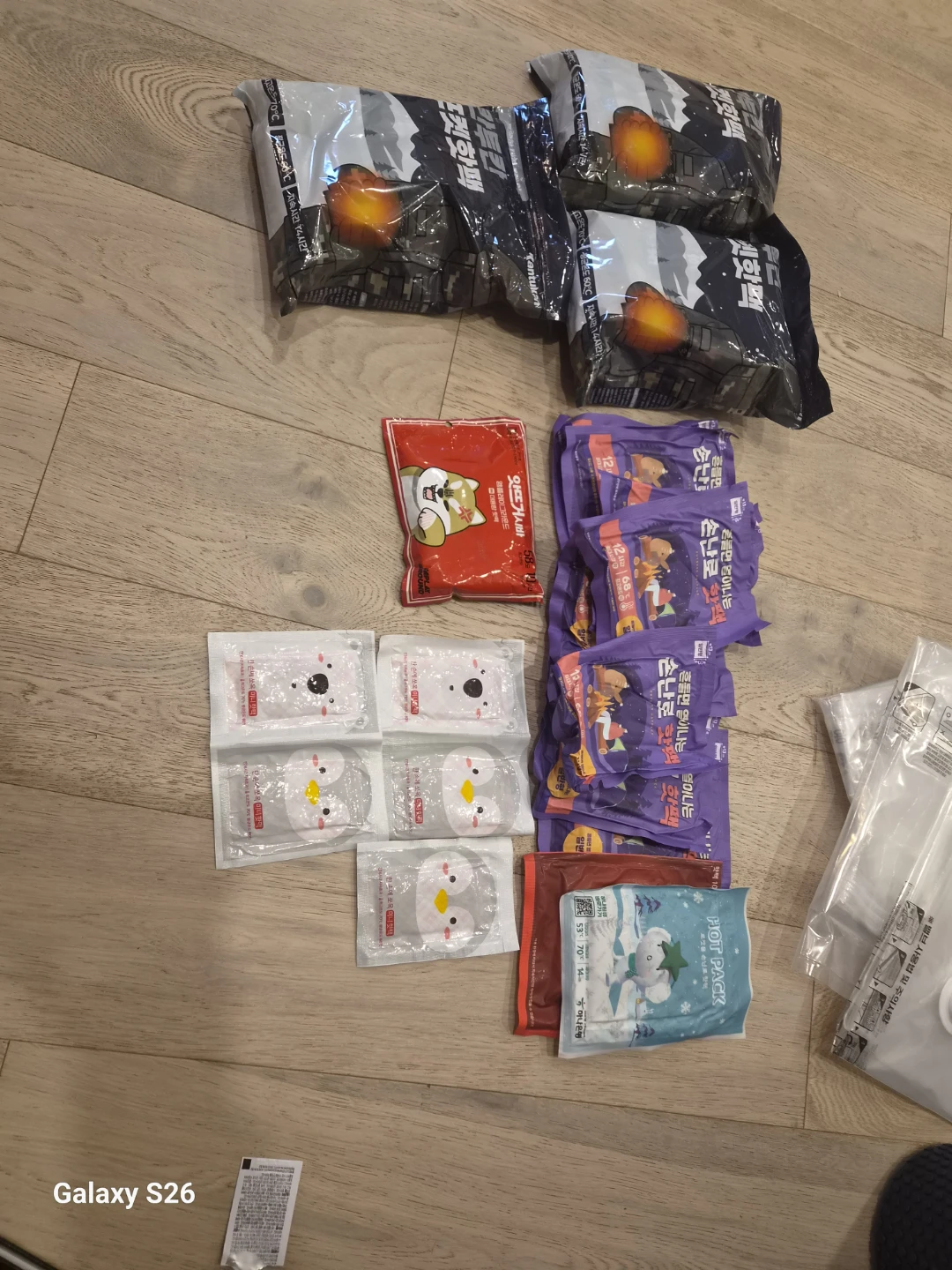 Assorted Hot Packs - Various Brands(32) - photo 3