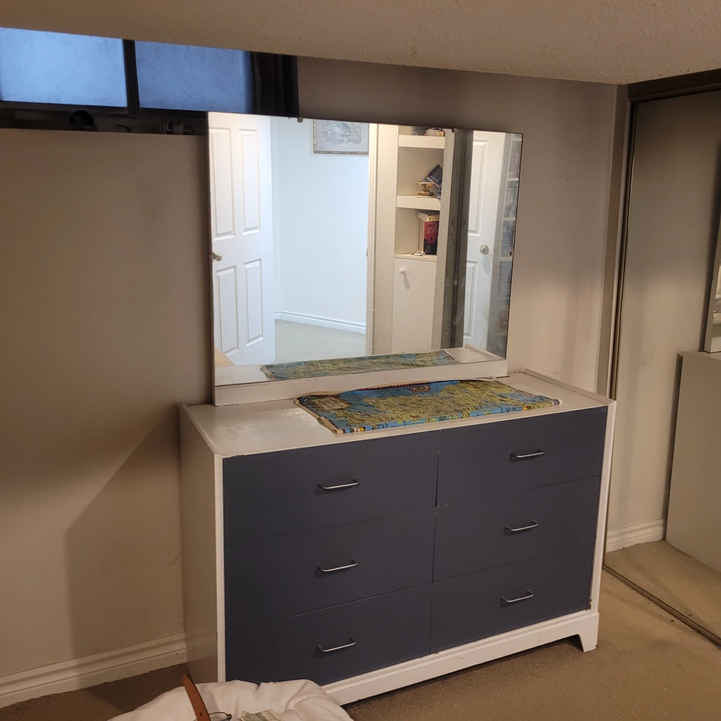 White and Blue Dresser with 6 Drawers - photo 4